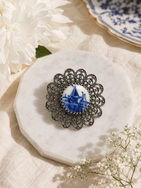 Vintage Jewelry - Vintage Delft-Style Porcelain Brooch – Blue & White Sailboat Scene